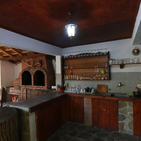 La Livada Villa Greci Buitenkant foto