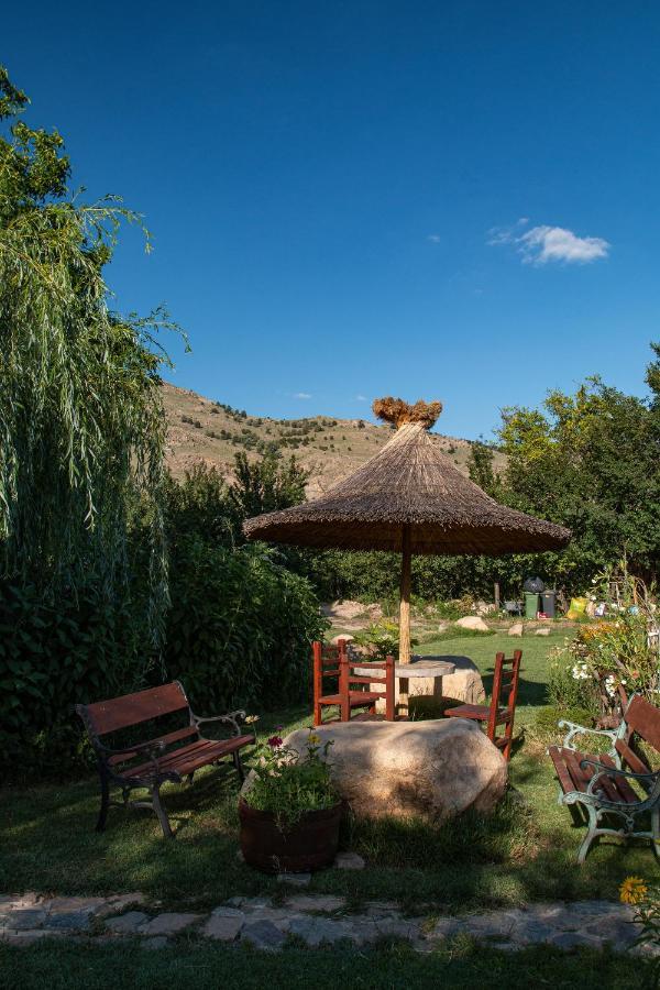 La Livada Villa Greci Buitenkant foto