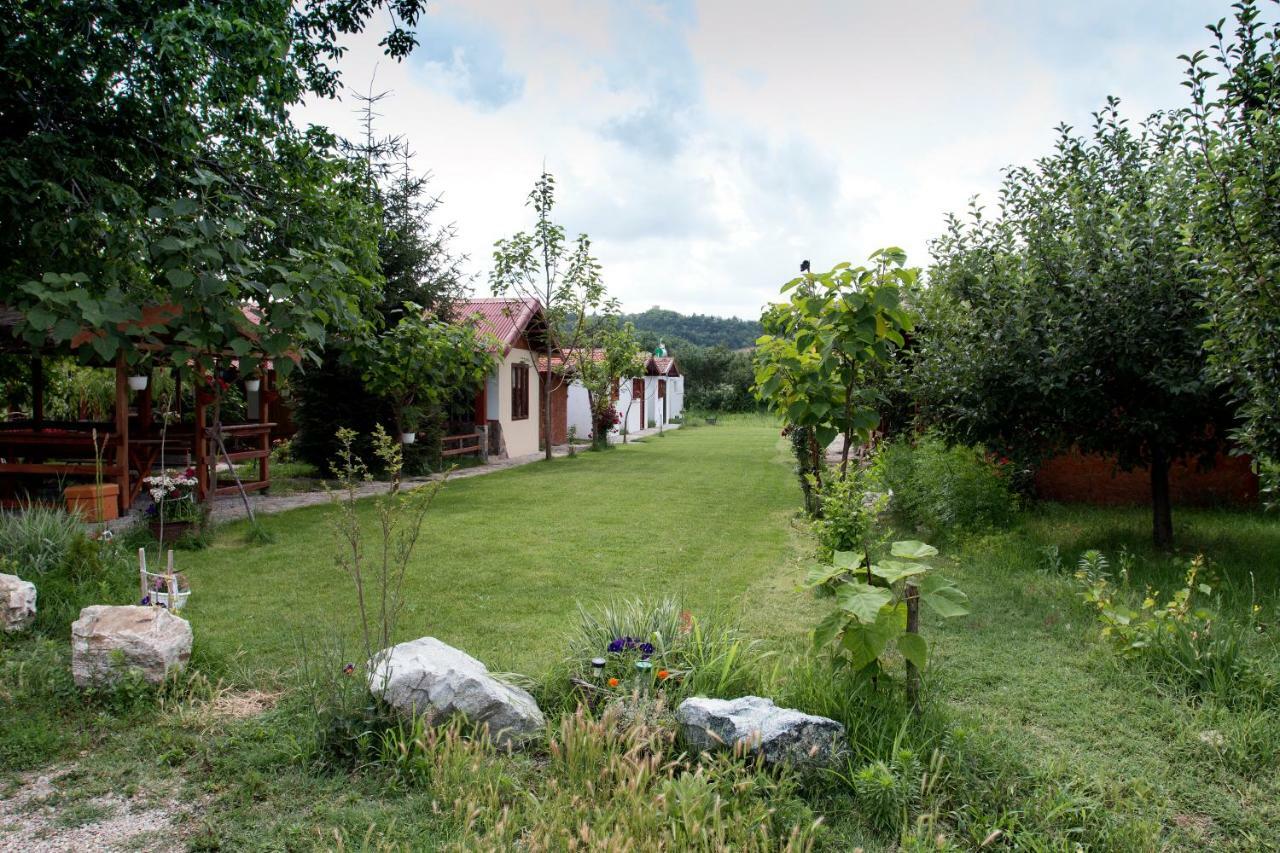La Livada Villa Greci Buitenkant foto