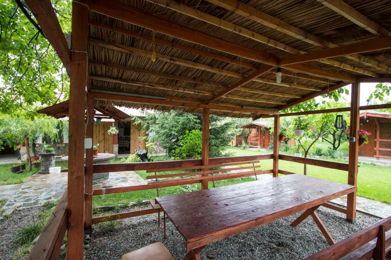 La Livada Villa Greci Buitenkant foto